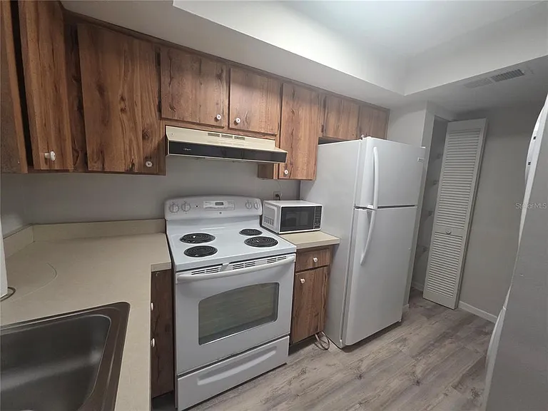 2583 Countryside Blvd #3103 — Photo 9