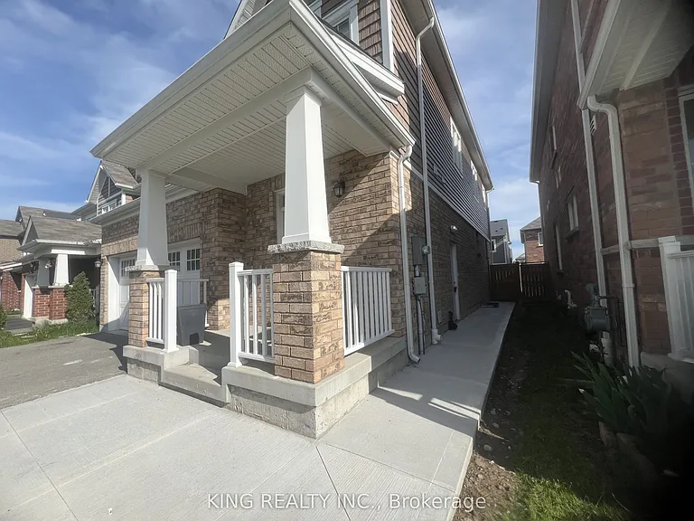 349 Grovehill Cres #2 — Photo 1