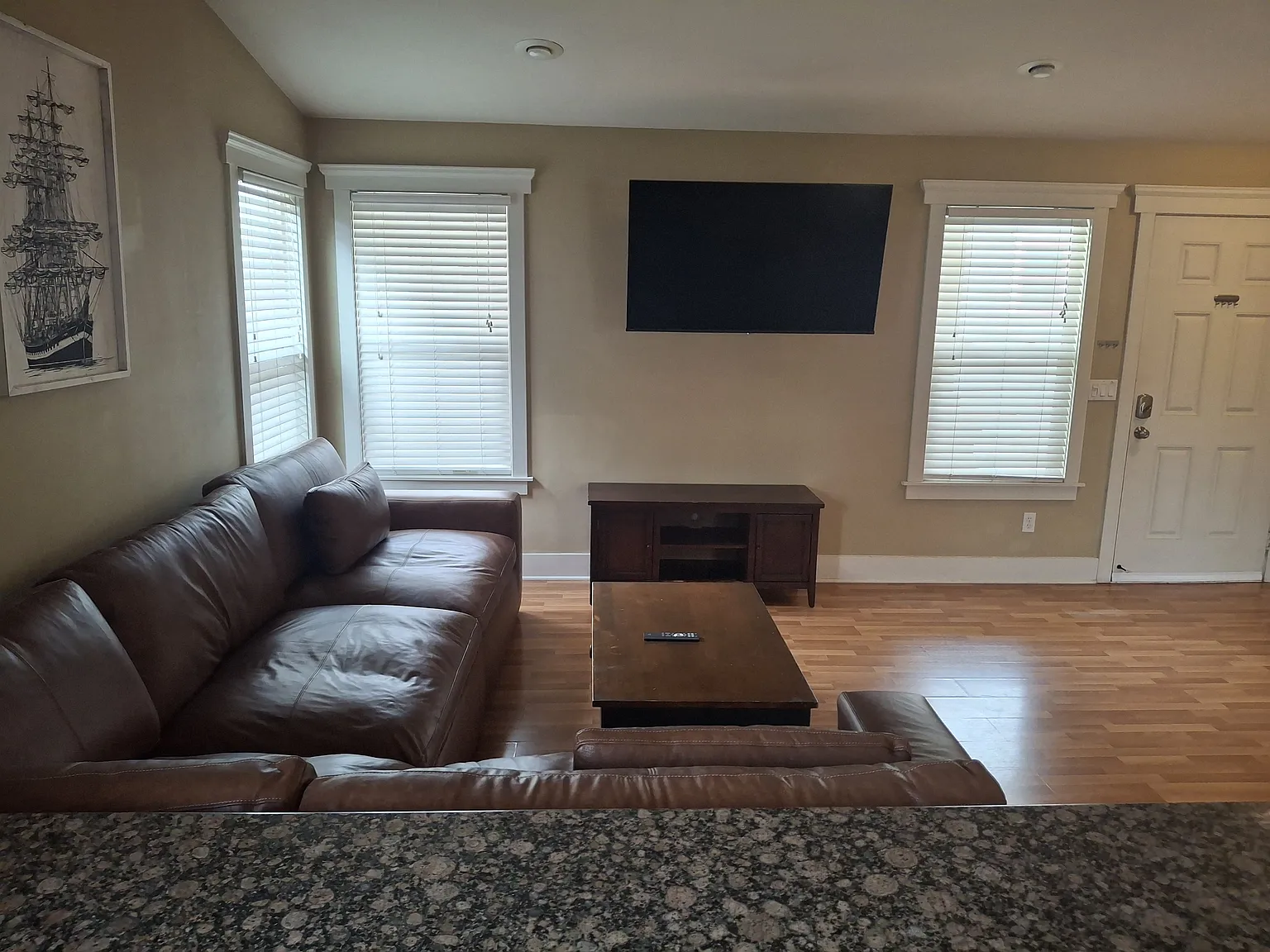 W 6th Ave, Escondido — Photo 2