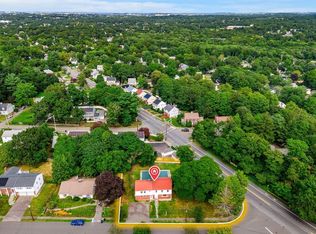 11 Hills View Rd, Milton, MA 02186