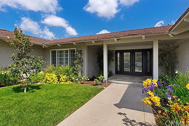 1st image of 18161 Leafwood Ln