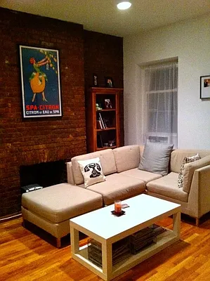 Rented by Bank Neary | media 76