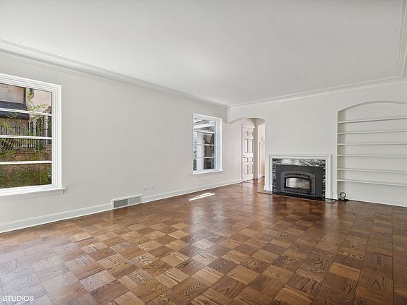 4th image of 309 Central Ave