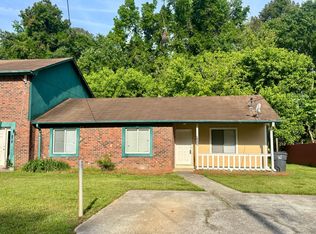 880 Stillwater Ln, Lawrenceville, GA 30044