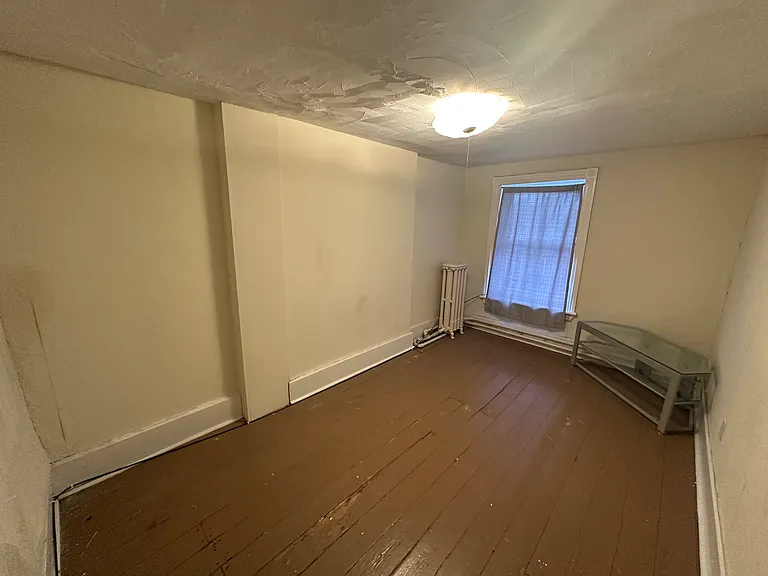 39 S Lake Ave #4 — Photo 7