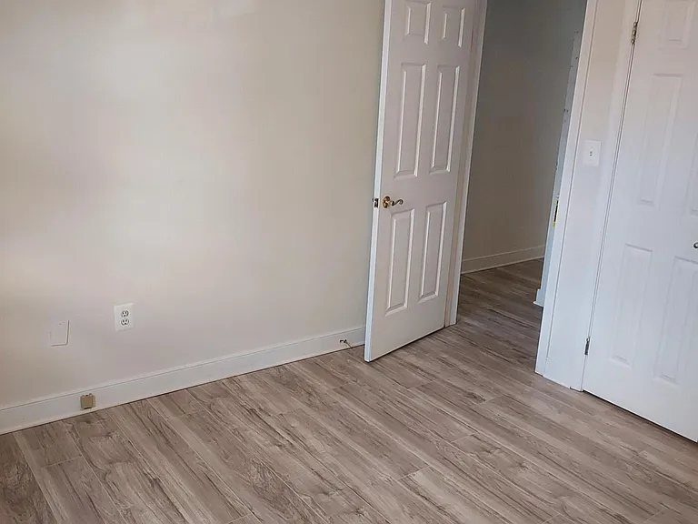 610 Madison St #200 — Photo 13
