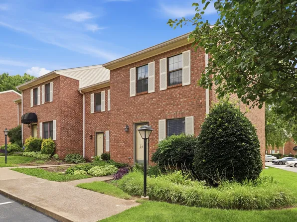 212 Thistle Ln, Hermitage, TN 37076