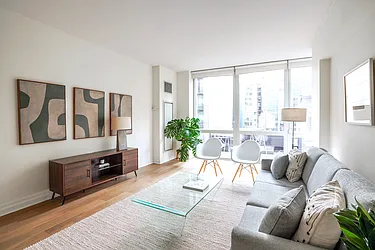39 East 29th Street, #15A