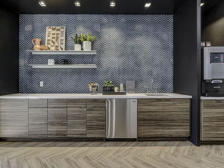 2270 W El Camino Real — Photo 17