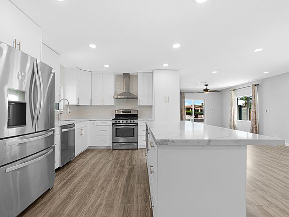 3rd image of 9229 E Cactus Ln S