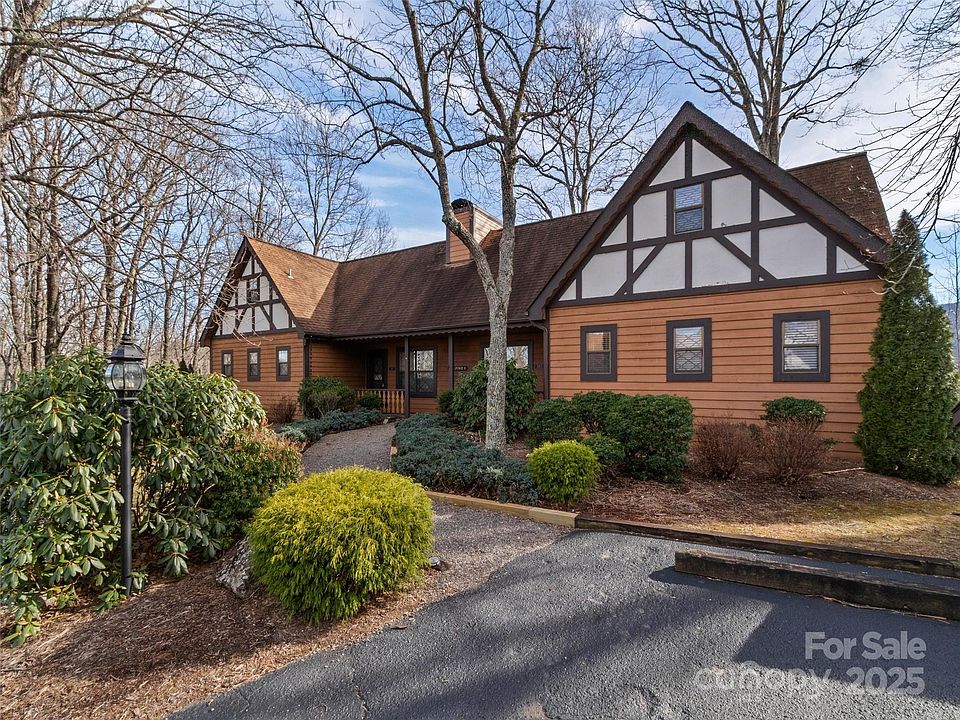 1st image of 383 Overlook Dr #2