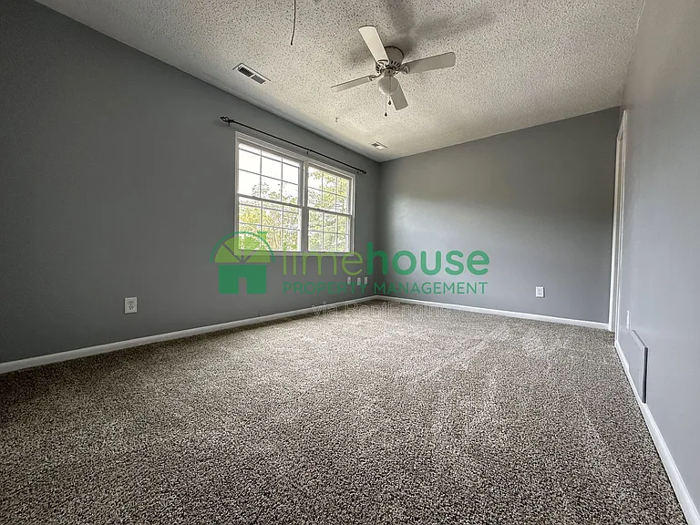 1318 River Birch Run S — Photo 10