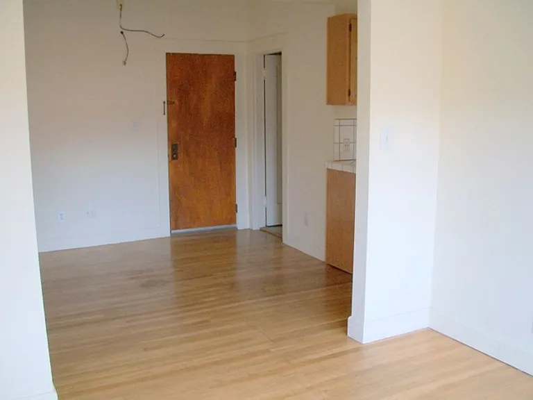1988 California St #55 — Photo 3