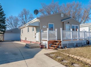 1746 Howard Ave, Waterloo, IA 50702