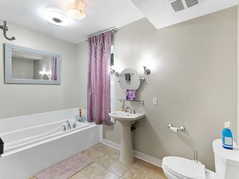 109 Centre St — Photo 12
