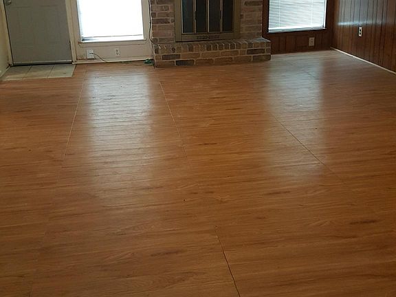 3rd image of 5718 Fairview Forest Dr