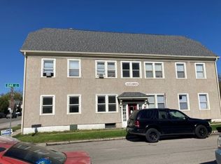 406 Oak Street, Davenport, IA 52802
