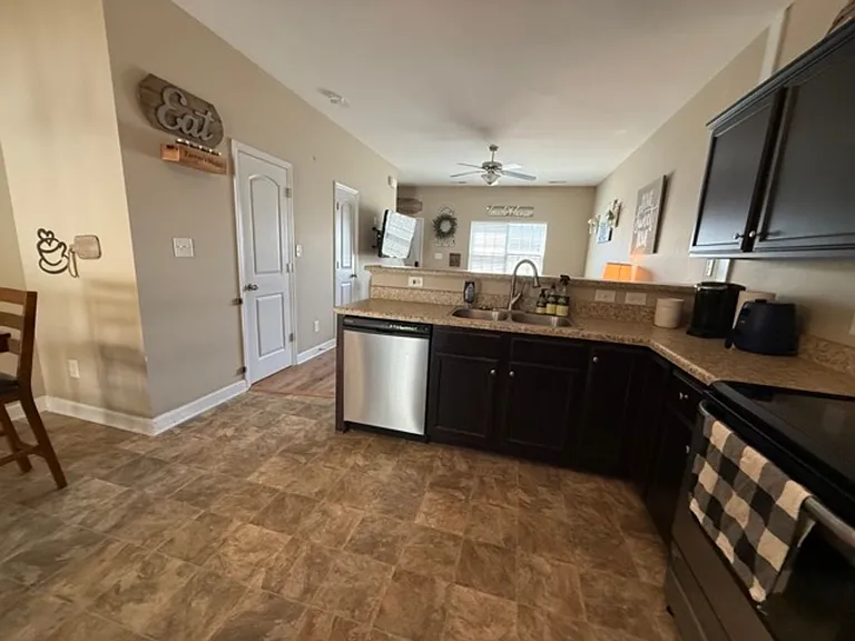602 Ebb Tide Ln — Photo 6