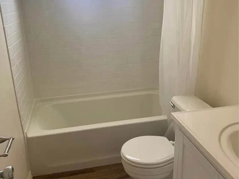 The Gardens II Apartments — Photo 5