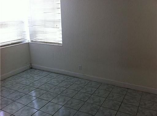 5th image of 1420 SW 5th Ave