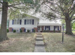 2608 Wessex Dr, Saint Louis, MO