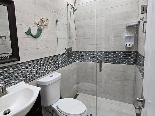 16325 SW 103rd Ter #16325 — Photo 8