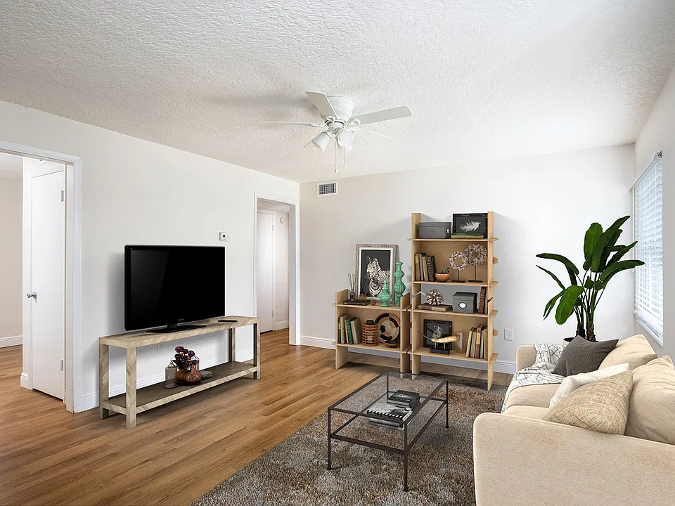 Park Plaza Apartments