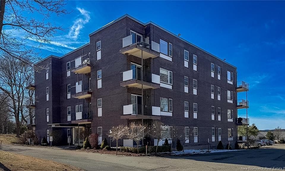 1st image of 2865 Rothesay Rd #25