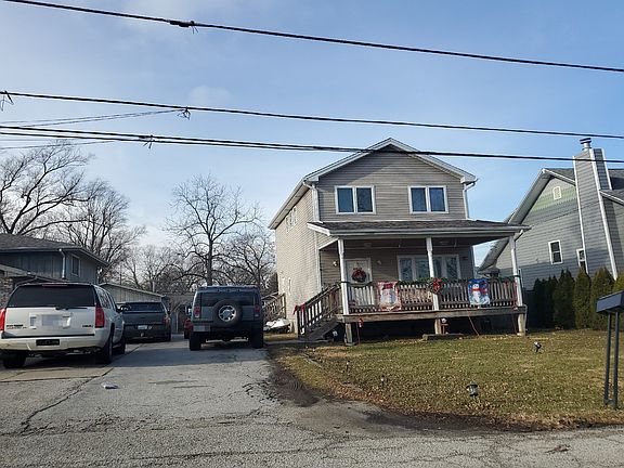 3rd image of 15928 Lorel Ave