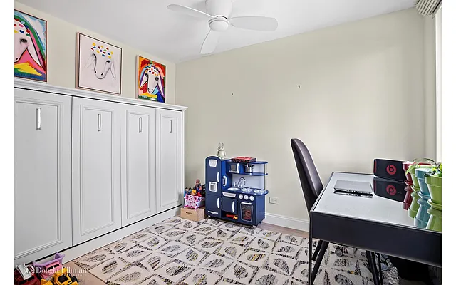 Sold by Douglas Elliman | media 18