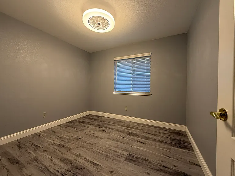 9131 Brienne Way — Photo 20