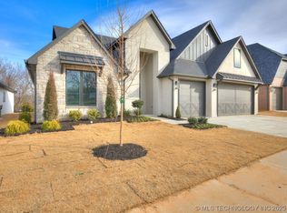 11249 S Fir Ave W, Jenks, OK 74037