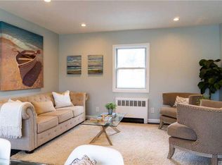 216 Camp Ave, Merrick, NY 11566