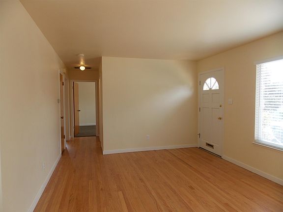 5th image of 312 Laurel Ave
