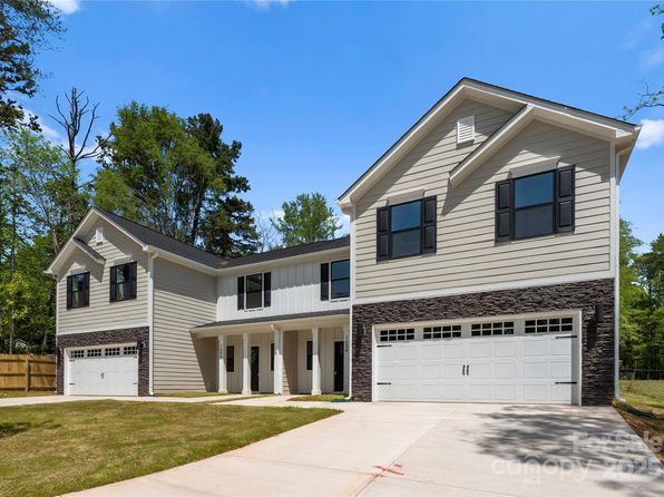 1604 Breezewood Dr, Charlotte, NC 28262