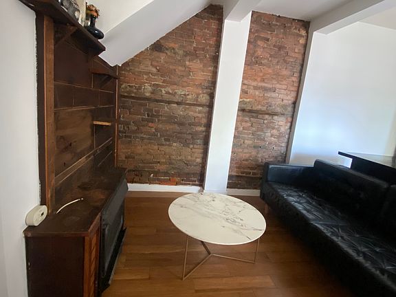 3rd image of 817 Cameron St Floor 1