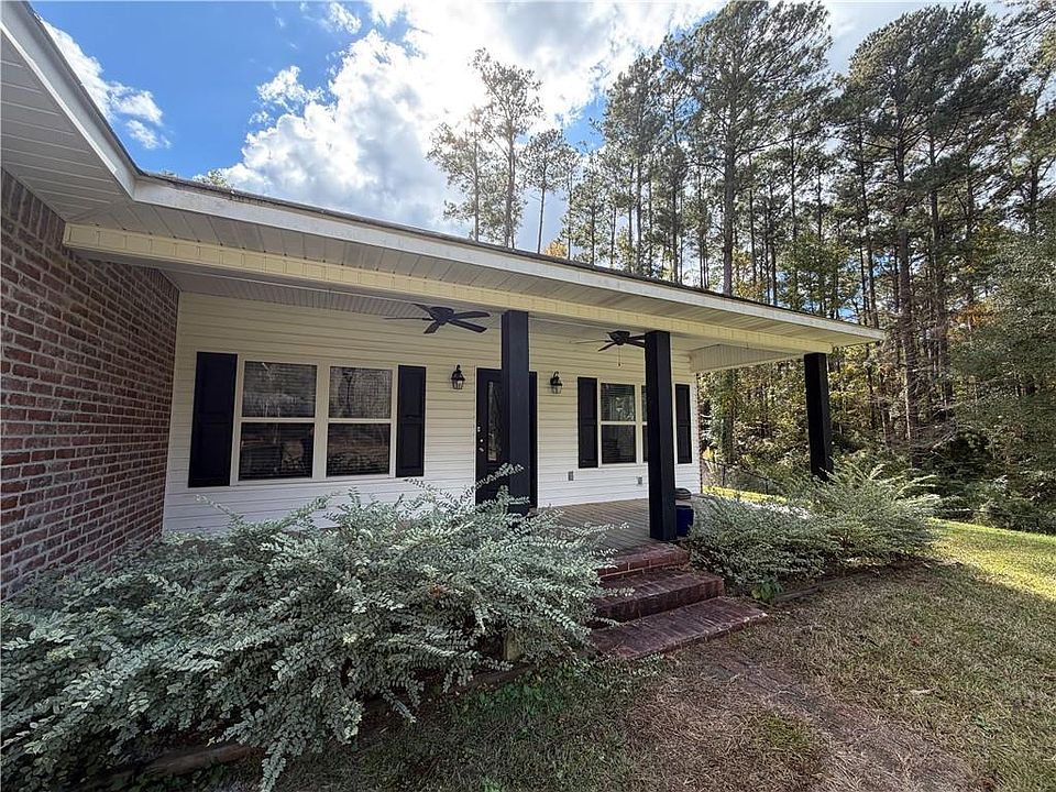 1st image of 526 Holly Moore Dr