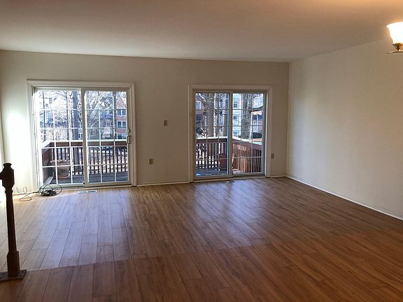 First floor, living room