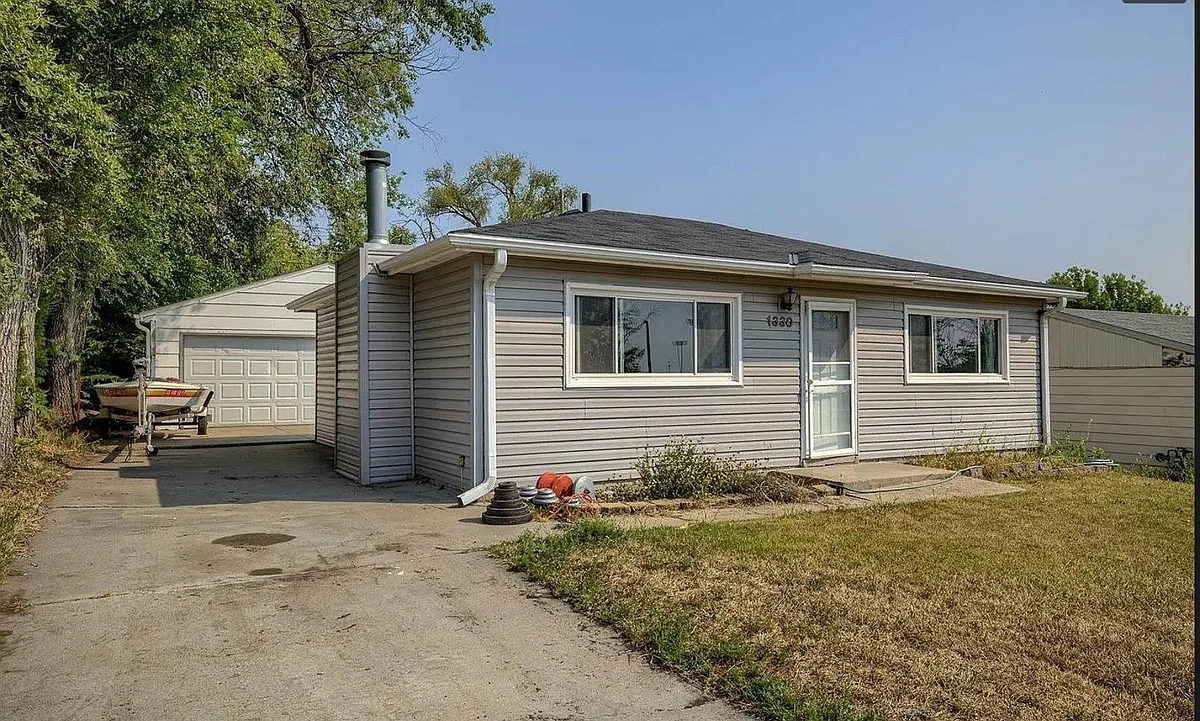 Building Photo - 1330 Garber Ave