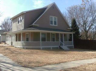6743 Dudley St, Lincoln, NE 68505