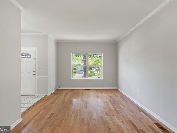 3rd image of 20 Flewellen Dr