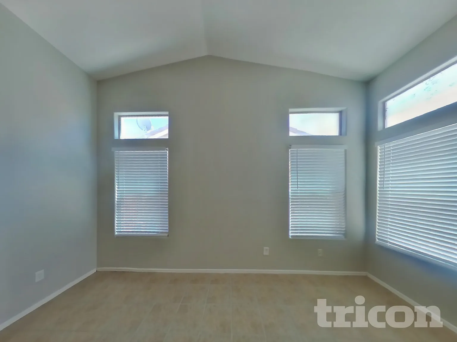 3424 N Saffron Mesa AZ — Photo 2