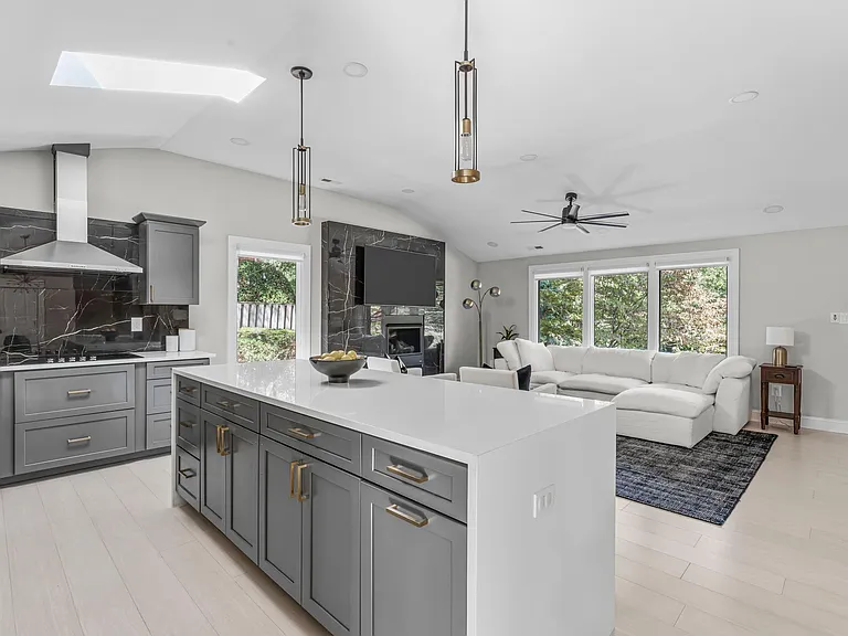 3513 Brook Dr — Photo 16