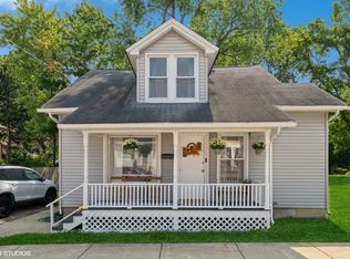 115 Cary St, Cary, IL 60013