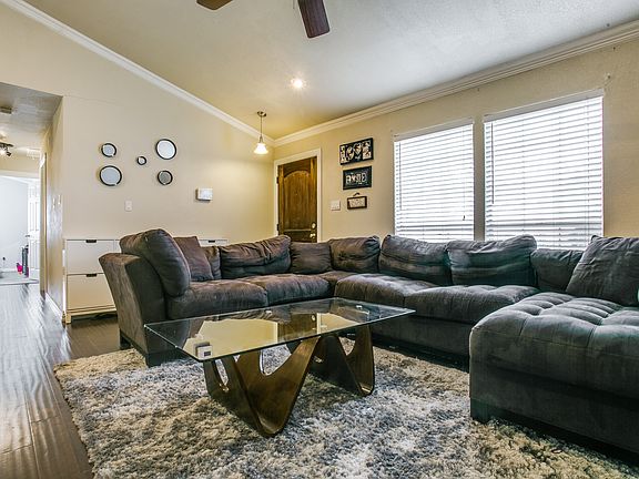 4th image of 7033 Shadow Bend Dr