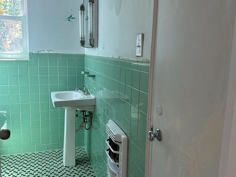 400 Swarthmore Ave #2 — Photo 9