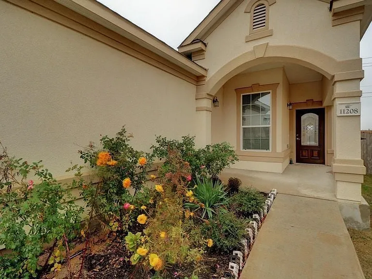 11208 Kildoon Dr — Photo 9
