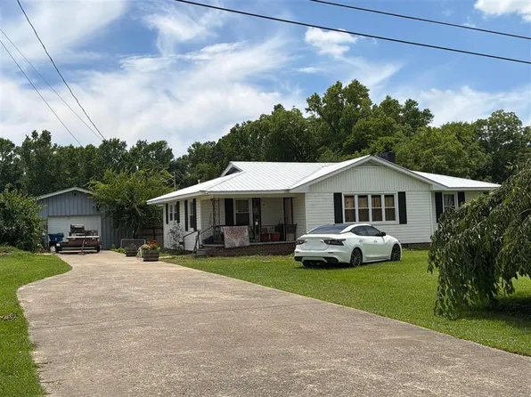 935 Southerland Dr, Horton, AL 35980