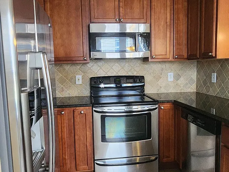 816 North St #25 — Photo 11