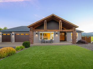 190 Callahan View Way, Roseburg, OR 97471